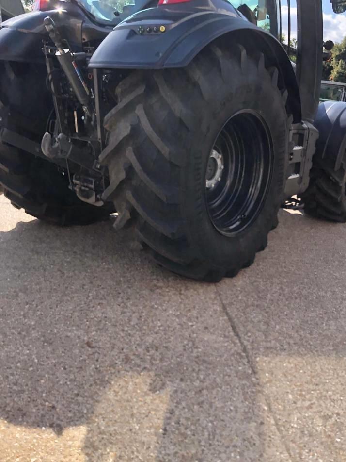 Tractor - Valtra T 175 ED