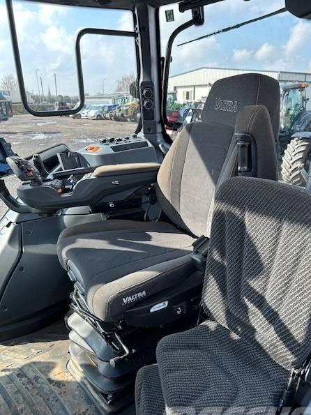 Tractor - Valtra T 235 D