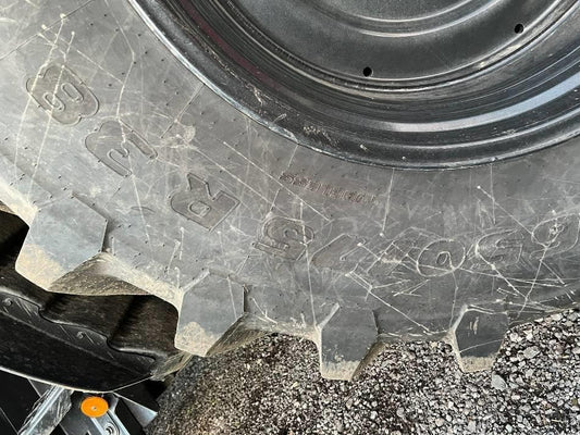 Tractor - Valtra T 235 Direct