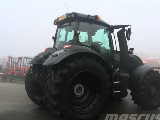 Tractor - Valtra T234A