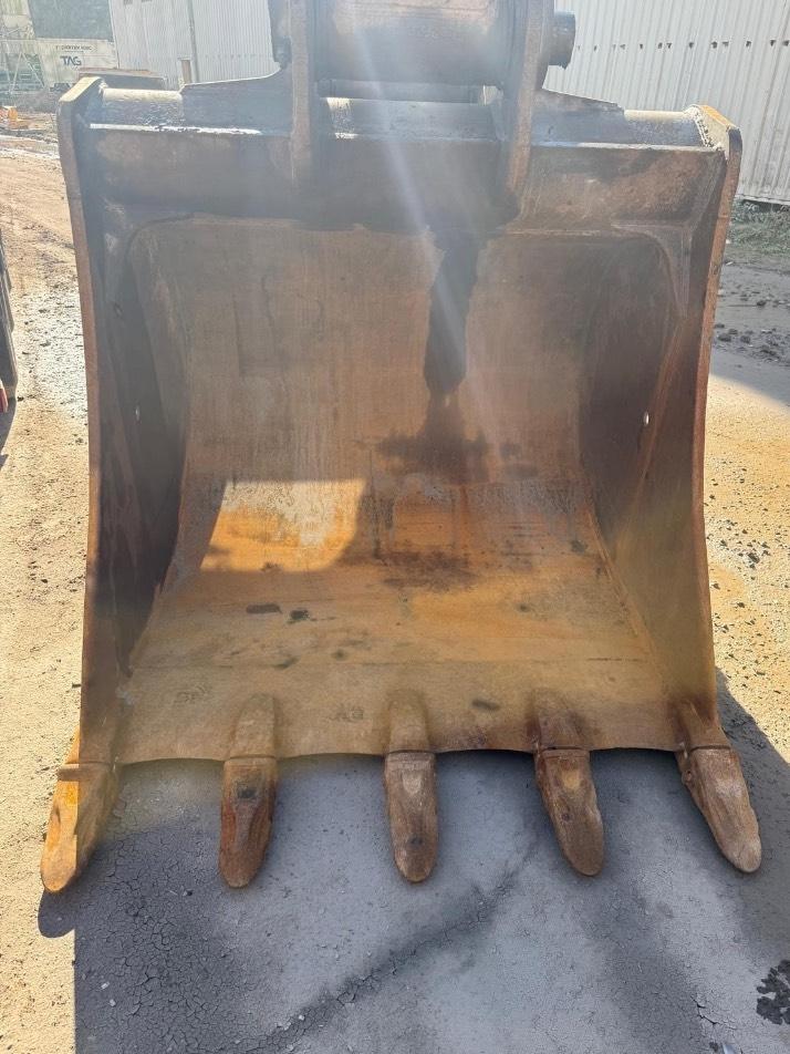 Excavator pe senile - Volvo EC380EL