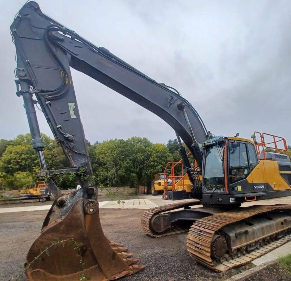 Excavator pe senile - Volvo EC380EL