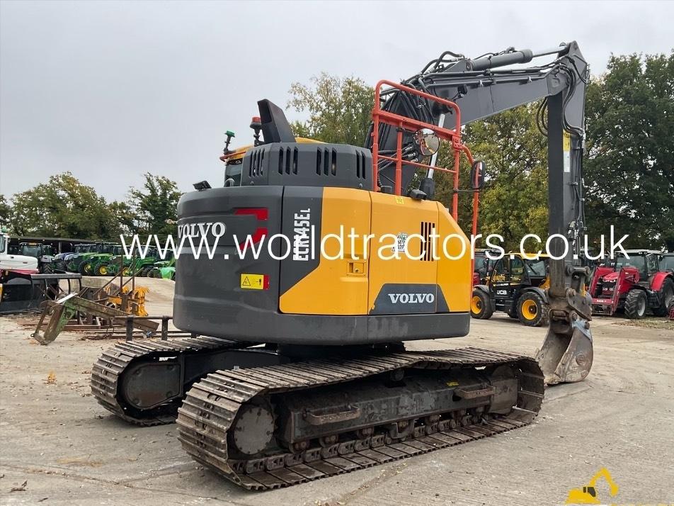 Excavator pe senile - Volvo ECR 145