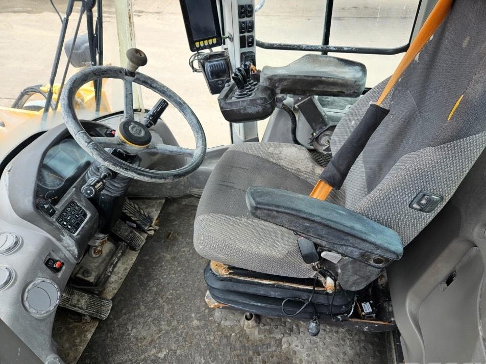 Incarcator frontal - Volvo L 110 H