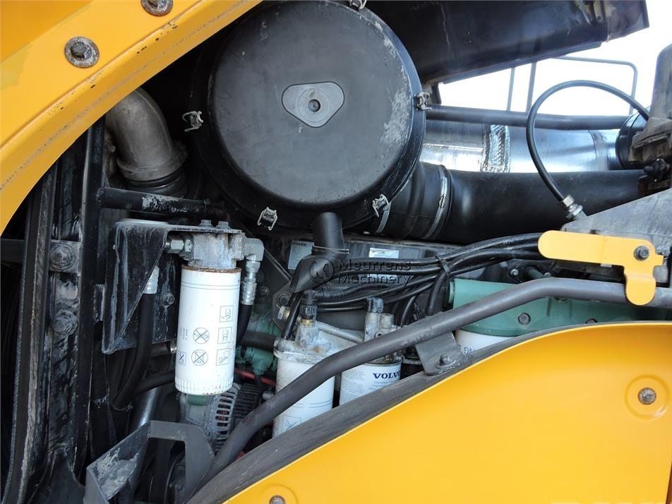 Incarcator frontal - Volvo L220G For Parts onlly !