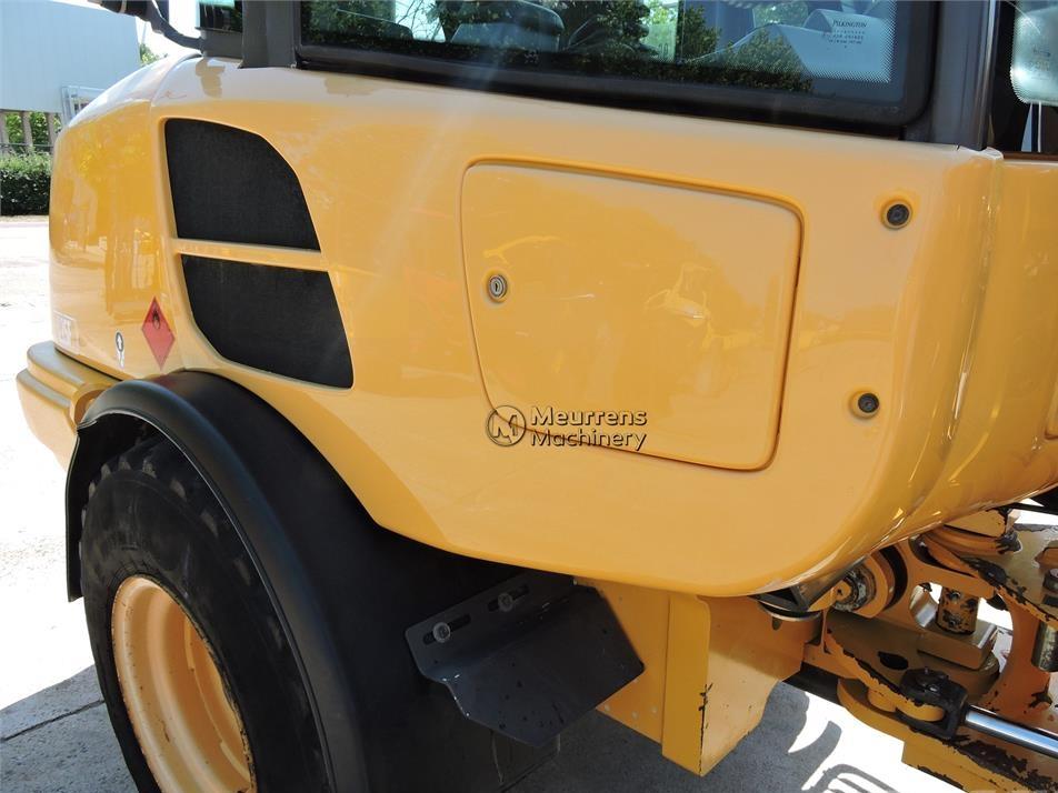 Incarcator frontal - Volvo L25F + FORK