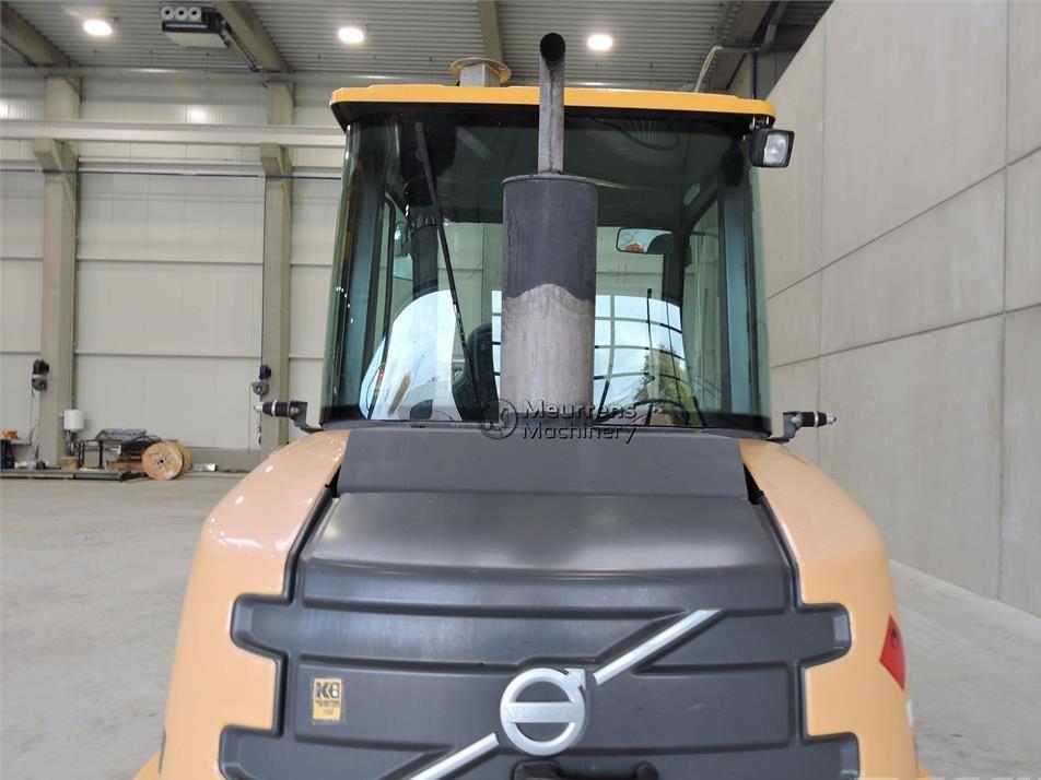 Incarcator frontal - Volvo L25F + FORK