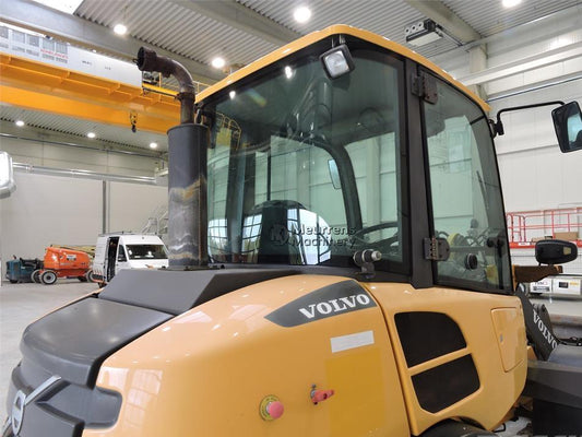 Incarcator frontal - Volvo L25F + FORK