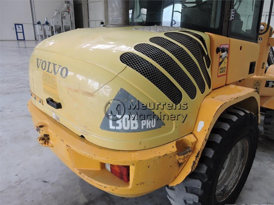 Incarcator frontal - Volvo L30B