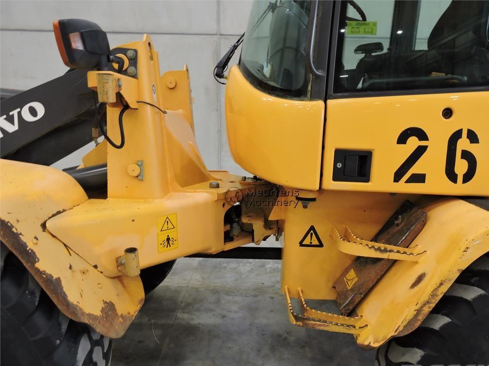 Incarcator frontal - Volvo L35B