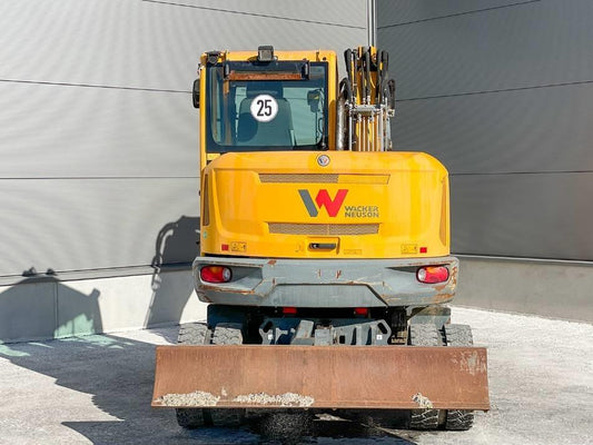 Excavator pe roti - Wacker Neuson EW 65