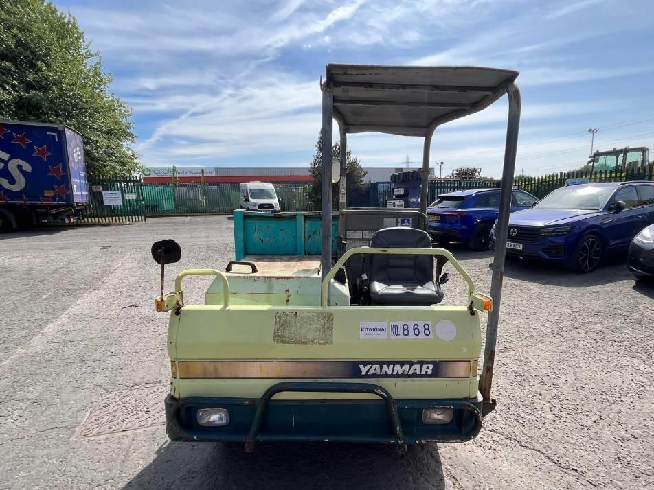 Dumper - Yanmar C 30 R-2