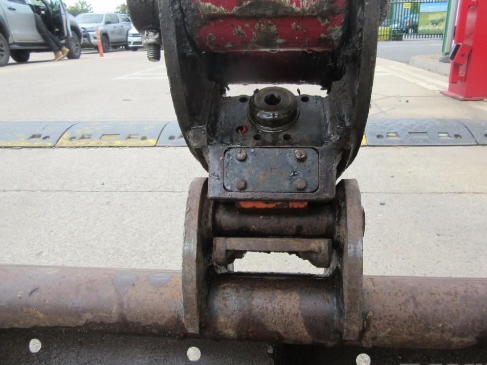 Excavator pe senile - Yanmar SV15VT